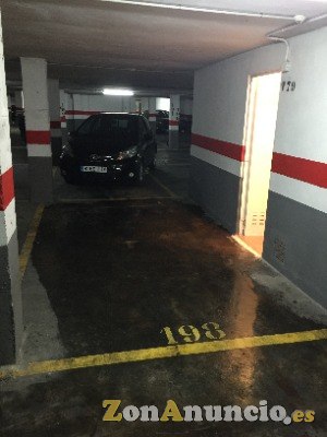 trastero y garaje alquilo