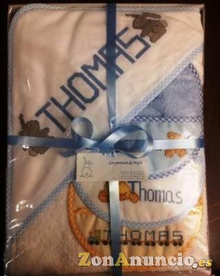 Baberos personalizados hecho a mano