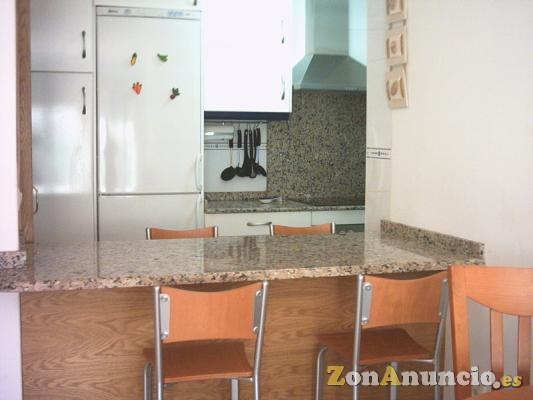 APARTAMENTO EN SANXENXO A 50 M DE SILGAR