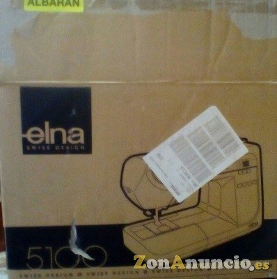 Vendo Máquina de Coser ELNA