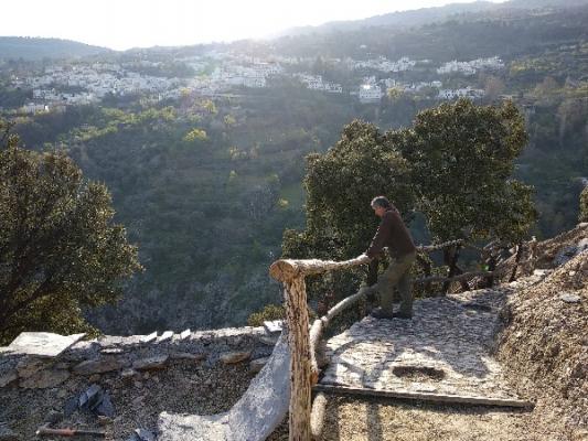 FINCA DE 3 HECTAREAS CON PERMISO CONSTRUCCIÓN DE 50m.