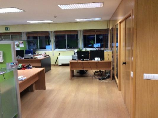 Oficina Paseo de la Castellana -Zona Cuzco con 4 plazas