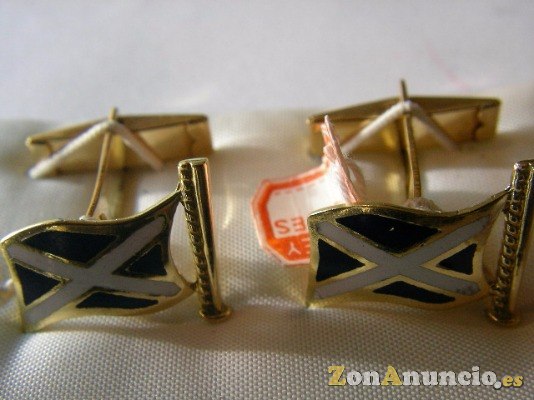 BANDERAS en oro y plata
