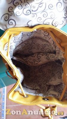 MOCHILA-BOLSO MUY ORIGINAL
