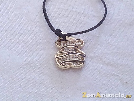 COLGANTE DE TOUS DORADO CON PIEDRECITAS