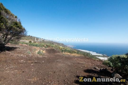ID-328   Terreno con vistas al mar ideal para villas