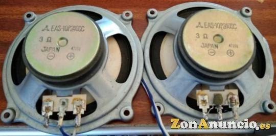Altavoces en perfecto estado