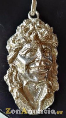 COLGANTES CAMARON en oro y plata