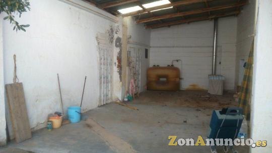 SE VENDE CASA 400M2