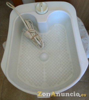 MÁQUINA - BAÑERA DE HIDROMASAJE PARA PIES