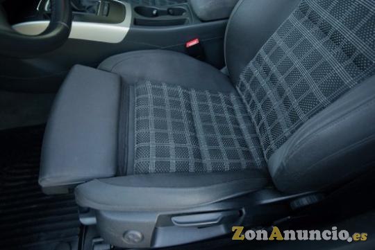 Coche Audi A4-8000€