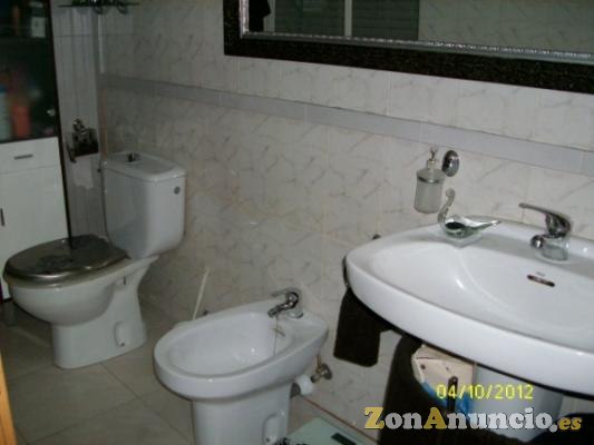 ALQUILO piso reformado AMUEBLADO, para entrar a vivir