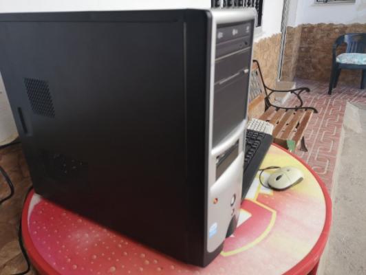 ORDENADOR  CON 3 GB INTEL  2 X  A 3,40 GHZ  W10  MONITOR