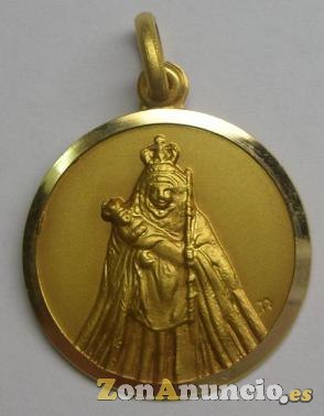 MEDALLA VIRGEN DE LA CANDELARIA EN ORO Y EN PLATA.