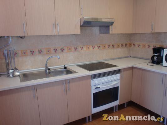 VENTA CHALET  EN CHICLANA URBANIZACION LOS GALLOS