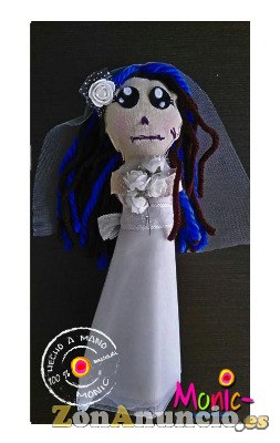MUÑECAS GOTICAS DE TELA HECHAS A MANO, UNICAS