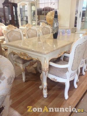 Muebles y accesorios de madera natural