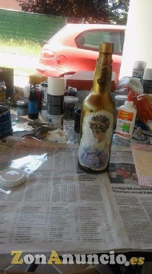 Botella Decorada Dama Vintage