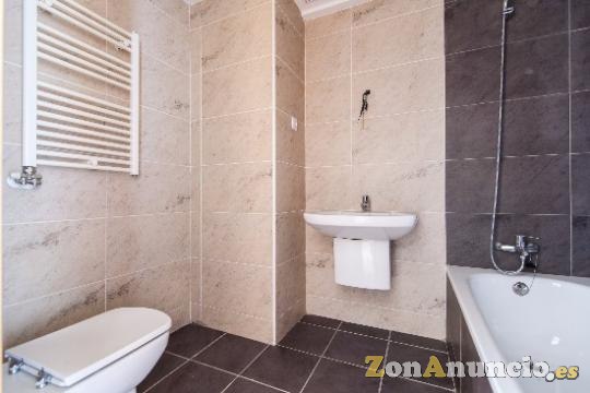SEGUNDA MANO SIENDO LA VIVIENDA A ESTRENAR