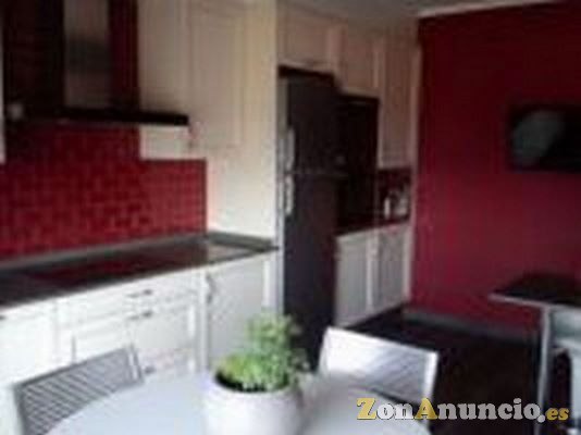 MAGNIFICA CASA EN MOGOR (MARIN). NEGOCIABLE