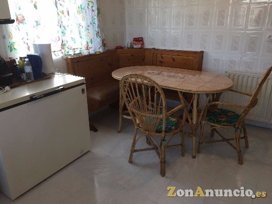 Vendo chalet en Urb. El Coto