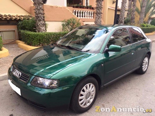 AUDI  A3 verde