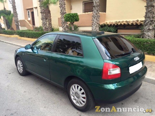AUDI  A3 verde