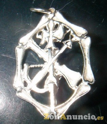 CRISTO de la LEGION en oro y plata