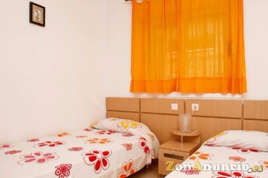 PRECIOSO APARTAMENTO FRONTAL.VISTAS AL MAR Y PISCINAS