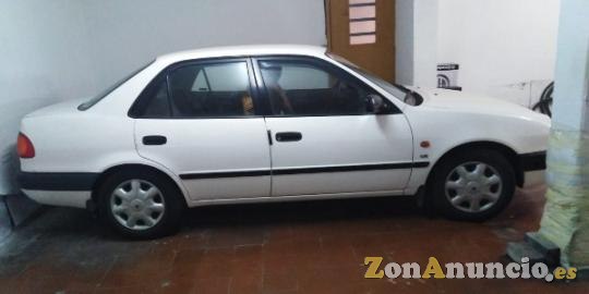 Vendo Toyota Corolla seminuevo