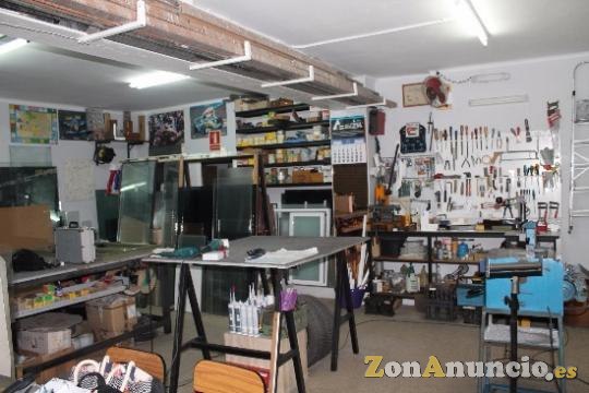 Carpintería Metálica Cristalería 10 minutos Parque Güell