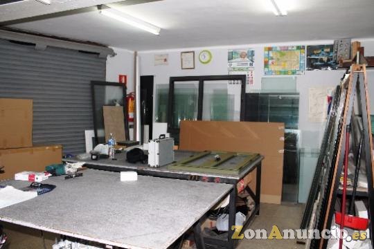 Carpintería Metálica Cristalería 10 minutos Parque Güell