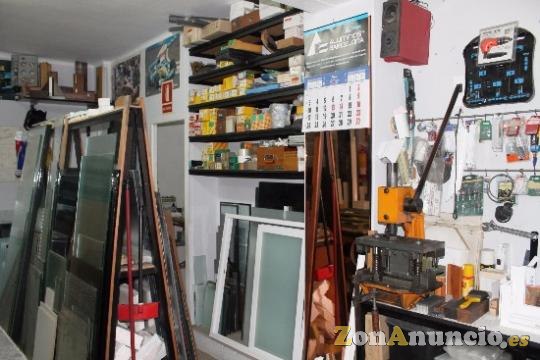 Carpintería Metálica Cristalería 10 minutos Parque Güell