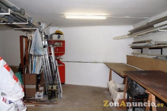 Carpintería Metálica Cristalería 10 minutos Parque Güell