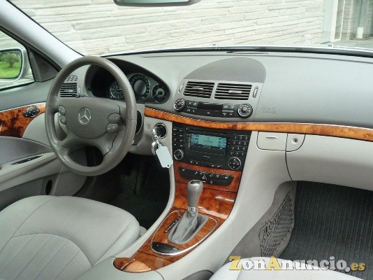 ercedes-Benz E-Klasse 200 CDI