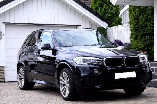 BMW X5 xDrive25d (211hk) Máquina deportiva 2015
