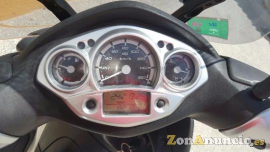 Motocicleta Scooter Yamaha Xcity 250