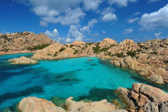 Alquilo apartamentos en la isla de Cerdeña