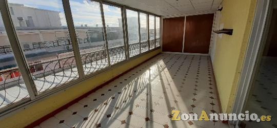 Atico en el centro de Benidorm, precisa reforma