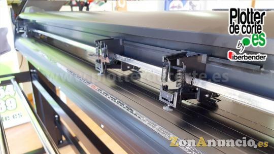 Refine CC1350 plotter de corte gran formato con lapos