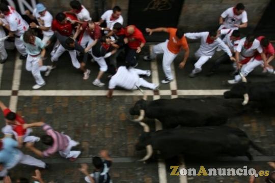 ALQUILO BALCÓN EN ESTAFETA PARA ENCIERRO