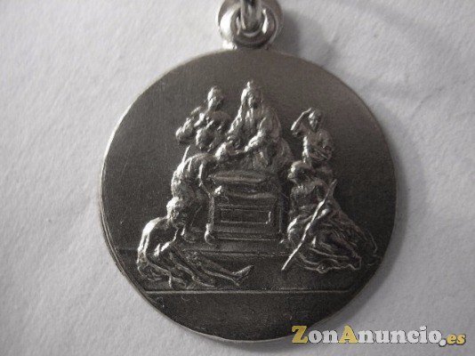 MEDALLA SANTA ISABEL DE HUNGRIA EN ORO Y EN PLATA.