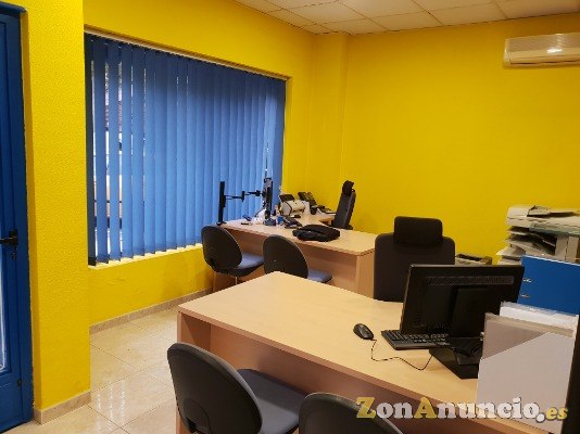 Local preparado gestoria o inmobiliaria