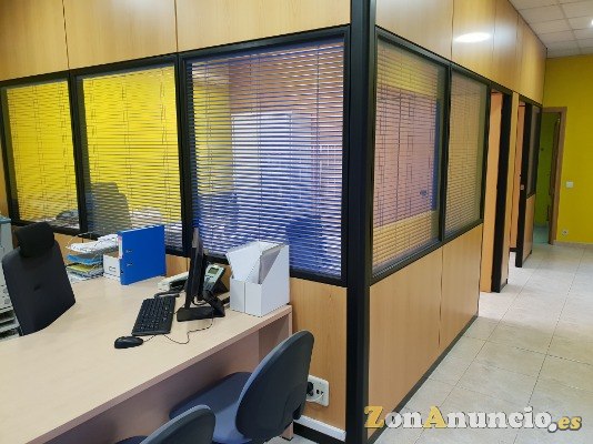 Local preparado gestoria o inmobiliaria