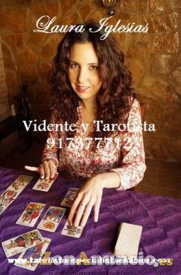 Vidente y tarotista especialista en amor.