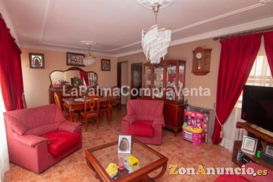 ID-400  Amplio ático ubicado en la cuarta planta