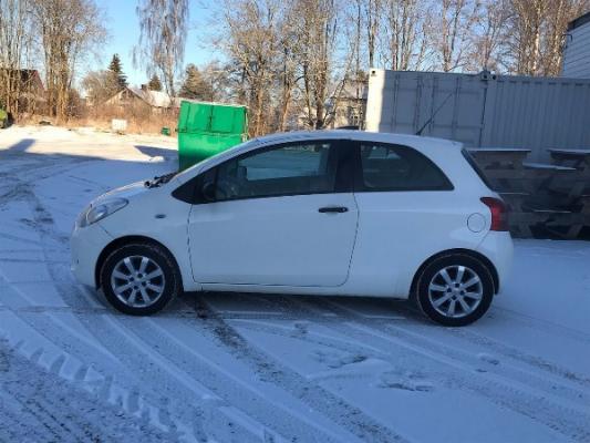 Toyota Yaris 1.0Vvti 69Hk, NY EU, SE KM / PRIS,