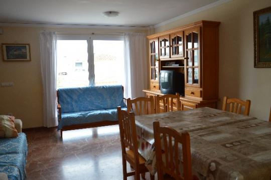 Casa adosada Especial  estudiantes, jubilados.