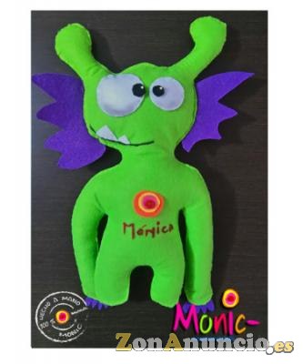 MUÑECOS HECHOS A MANO, PERSONALIZADOS TU NOMBRE