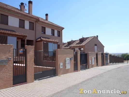 ¡¡CHALETS EN ARROYOMOLINOS!!